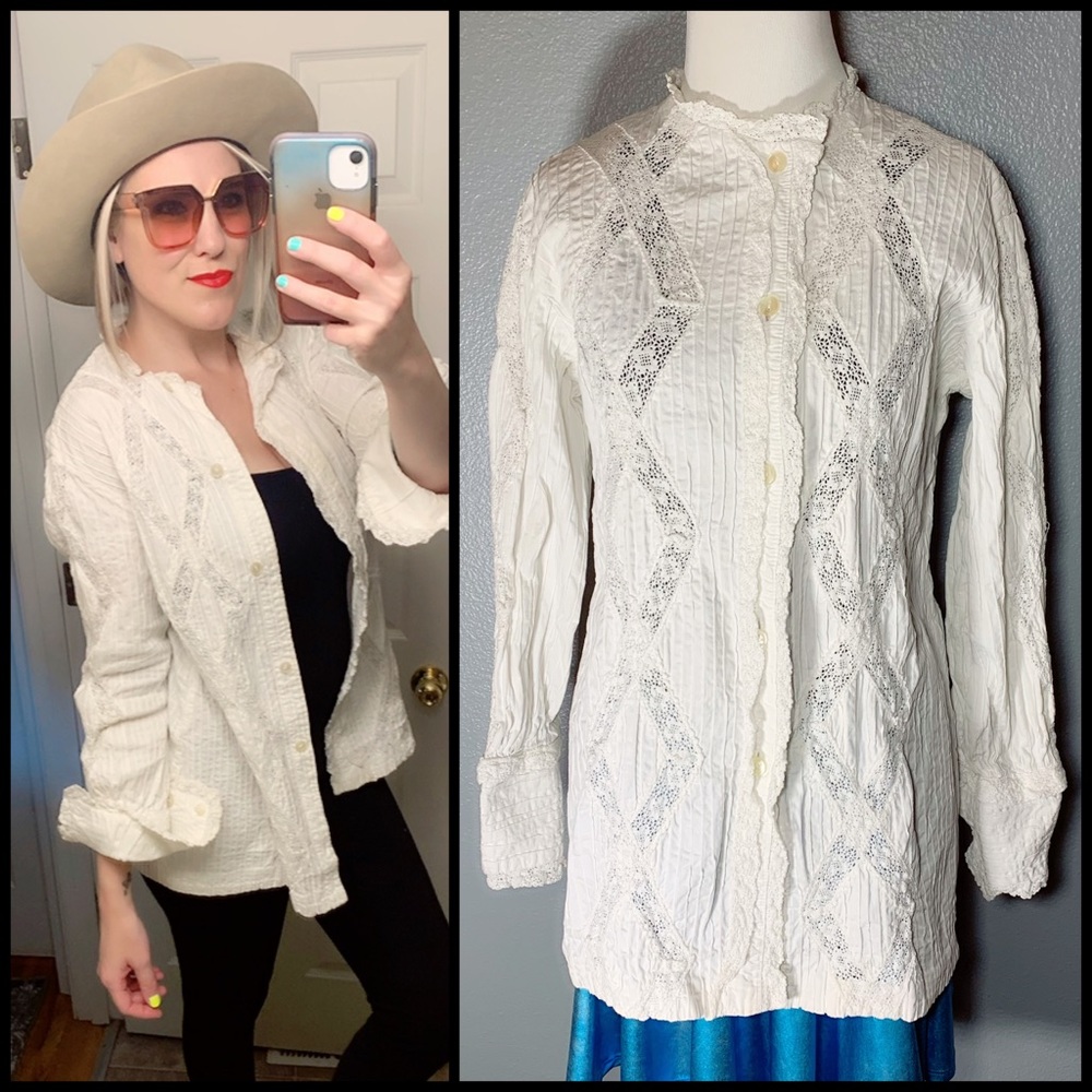 Boho Babe, patterned, lacy button up!!